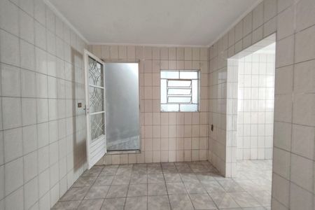 Casa à venda com 100m², 2 quartos e 4 vagasCopa