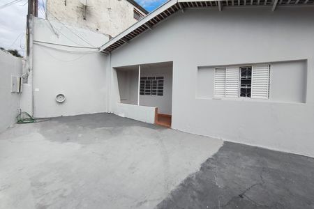 Casa à venda com 100m², 2 quartos e 4 vagasQuintal - Garagem