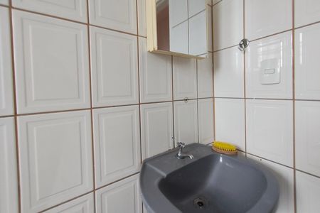 Casa à venda com 100m², 2 quartos e 4 vagasBanheiro Social