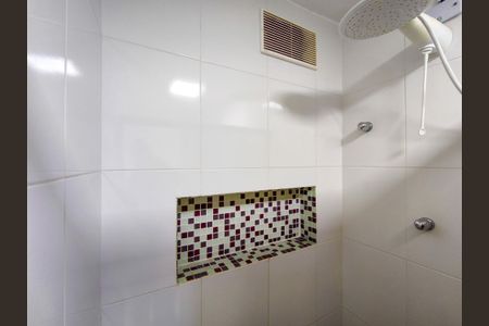 Apartamento à venda com 52m², 2 quartos e sem vagaBanheiro Corredor