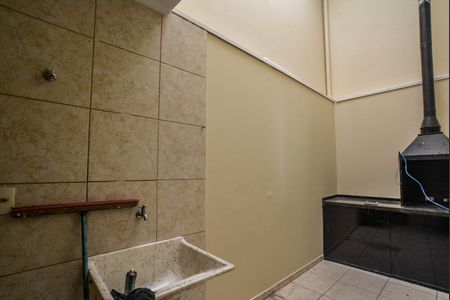 Casa para alugar com 150m², 2 quartos e 3 vagasÁrea de Serviço