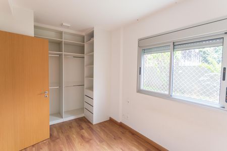 Apartamento à venda com 135m², 2 quartos e 2 vagas Apartamento à venda com 135m², 2 quartos e 2 vagasSuíte