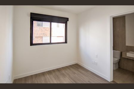 Apartamento à venda com 124m², 3 quartos e 2 vagasSuíte 2