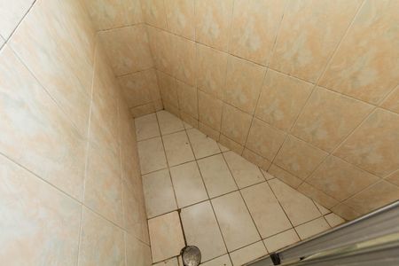 Casa à venda com 650m², 5 quartos e 11 vagasEdicula: Banheiro