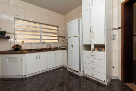 Casa à venda com 650m², 5 quartos e 11 vagasCozinha