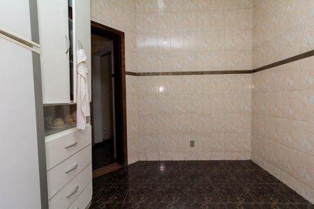 Casa à venda com 650m², 5 quartos e 11 vagasCozinha