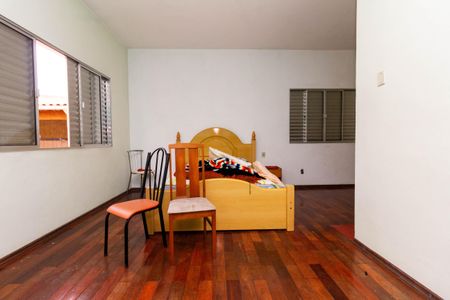 Casa à venda com 650m², 5 quartos e 11 vagasSuíte 1