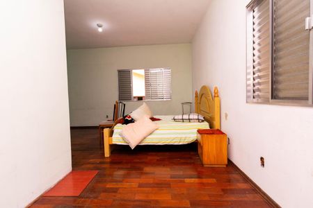 Casa à venda com 650m², 5 quartos e 11 vagasSuíte 1