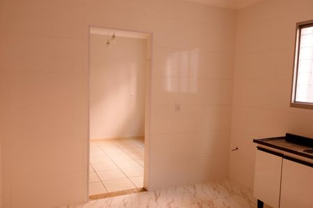 Casa à venda com 135m², 4 quartos e 2 vagas Casa à venda com 135m², 4 quartos e 2 vagasCozinha
