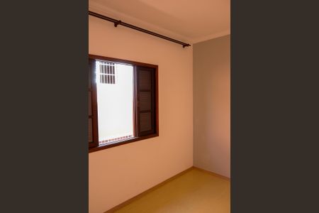 Casa à venda com 135m², 4 quartos e 2 vagas Casa à venda com 135m², 4 quartos e 2 vagasQuarto 2