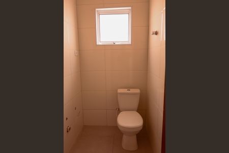 Casa à venda com 135m², 4 quartos e 2 vagas Casa à venda com 135m², 4 quartos e 2 vagasBanheiro