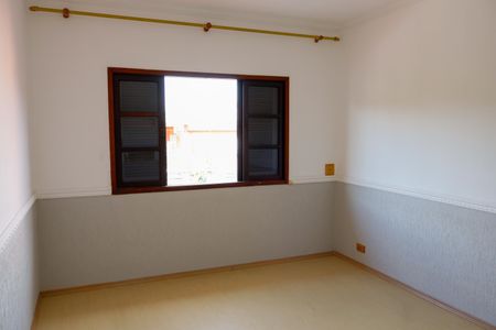 Casa à venda com 135m², 4 quartos e 2 vagas Casa à venda com 135m², 4 quartos e 2 vagasQuarto 1
