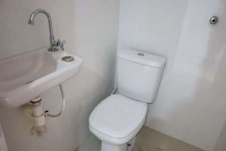 Casa à venda com 135m², 4 quartos e 2 vagas Casa à venda com 135m², 4 quartos e 2 vagasLavabo