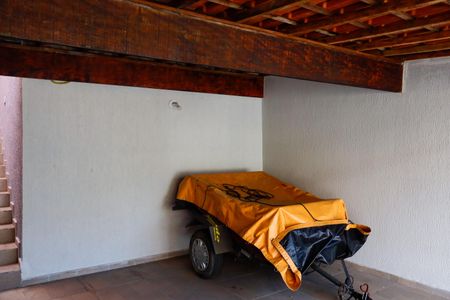 Casa à venda com 135m², 4 quartos e 2 vagas Casa à venda com 135m², 4 quartos e 2 vagasGaragem