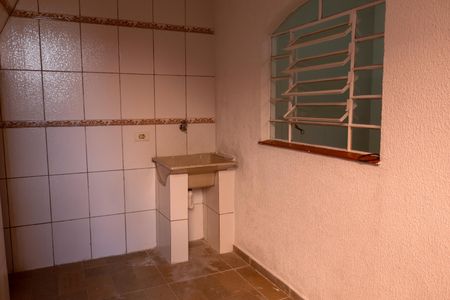 Casa à venda com 135m², 4 quartos e 2 vagas Casa à venda com 135m², 4 quartos e 2 vagasLavanderia