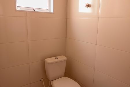 Casa à venda com 135m², 4 quartos e 2 vagas Casa à venda com 135m², 4 quartos e 2 vagasBanheiro