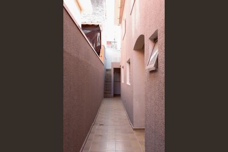 Casa à venda com 135m², 4 quartos e 2 vagas Casa à venda com 135m², 4 quartos e 2 vagasCorredor