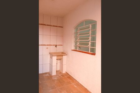 Casa à venda com 135m², 4 quartos e 2 vagas Casa à venda com 135m², 4 quartos e 2 vagasLavanderia