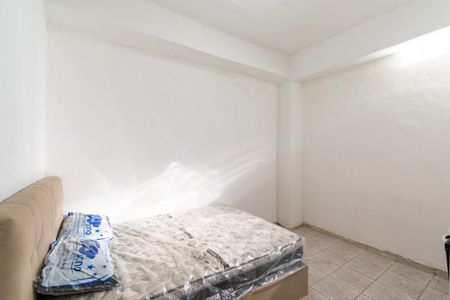Casa de condomínio para alugar com 30m², 1 quarto e sem vagaQuarto