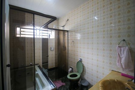 Casa à venda com 156m², 3 quartos e 5 vagasBanheiro Social