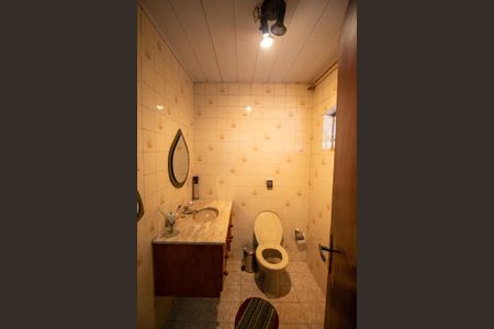 Casa à venda com 156m², 3 quartos e 5 vagasBanheiro de Serviço