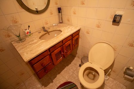 Casa à venda com 156m², 3 quartos e 5 vagasBanheiro de Serviço