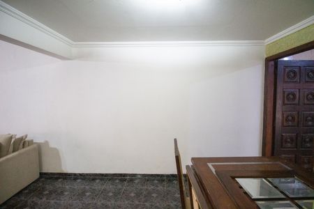 Casa à venda com 156m², 3 quartos e 5 vagasCopa