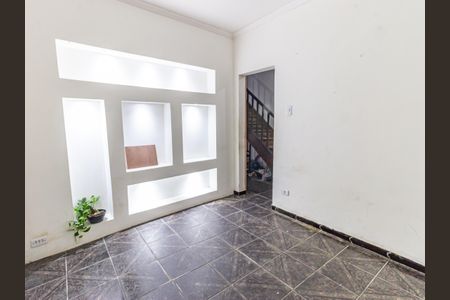 Casa à venda com 120m², 3 quartos e sem vaga Casa à venda com 120m², 3 quartos e sem vagaSala