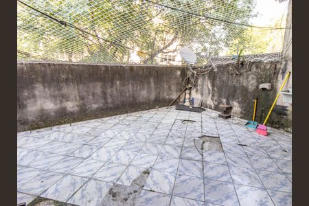 Casa à venda com 120m², 3 quartos e sem vaga Casa à venda com 120m², 3 quartos e sem vagaTerraço