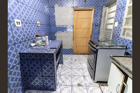 Casa à venda com 120m², 3 quartos e sem vaga Casa à venda com 120m², 3 quartos e sem vagaCozinha