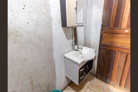 Casa à venda com 120m², 3 quartos e sem vaga Casa à venda com 120m², 3 quartos e sem vagaBanheiro 1