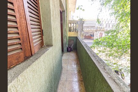 Casa à venda com 120m², 3 quartos e sem vaga Casa à venda com 120m², 3 quartos e sem vagaQuarto 2 - Varanda