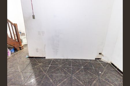 Casa à venda com 120m², 3 quartos e sem vaga Casa à venda com 120m², 3 quartos e sem vagaSala