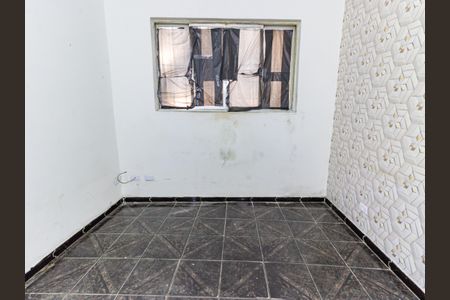 Casa à venda com 120m², 3 quartos e sem vaga Casa à venda com 120m², 3 quartos e sem vagaSala