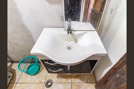 Casa à venda com 120m², 3 quartos e sem vaga Casa à venda com 120m², 3 quartos e sem vagaBanheiro 1