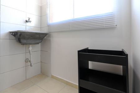 Apartamento para alugar com 54m², 2 quartos e 1 vagaÁrea de Serviço