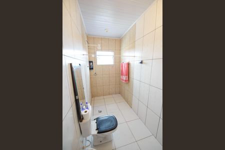 Casa para alugar com 360m², 3 quartos e 5 vagas Casa para alugar com 360m², 3 quartos e 5 vagasBanheiro da Suíte 2