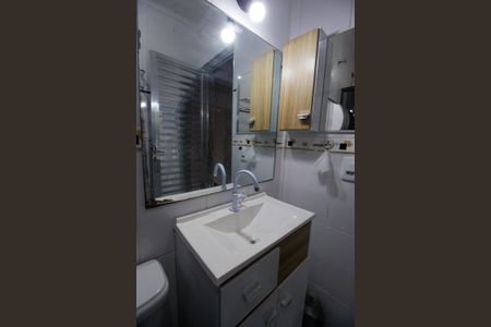 Casa à venda com 166m², 3 quartos e 2 vagasBanheiro da Suíte