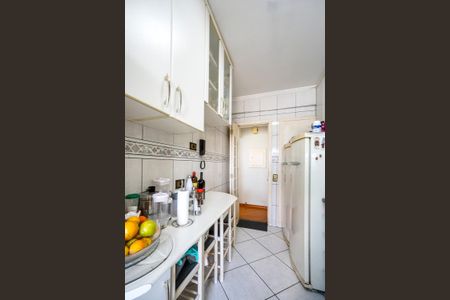 Apartamento à venda com 101m², 4 quartos e 2 vagas Apartamento à venda com 101m², 4 quartos e 2 vagasCozinha