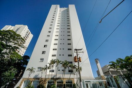Apartamento à venda com 101m², 4 quartos e 2 vagas Apartamento à venda com 101m², 4 quartos e 2 vagasFachada