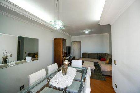 Apartamento à venda com 101m², 4 quartos e 2 vagas Apartamento à venda com 101m², 4 quartos e 2 vagasSala