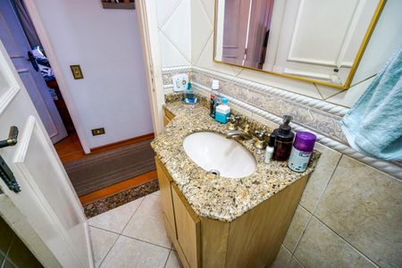 Apartamento à venda com 101m², 4 quartos e 2 vagas Apartamento à venda com 101m², 4 quartos e 2 vagasPia