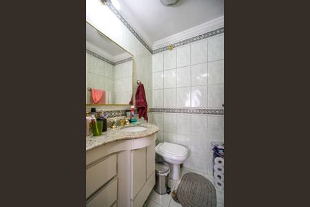 Apartamento à venda com 101m², 4 quartos e 2 vagas Apartamento à venda com 101m², 4 quartos e 2 vagasBanheiro da suíte