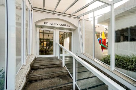 Apartamento à venda com 101m², 4 quartos e 2 vagas Apartamento à venda com 101m², 4 quartos e 2 vagasEntrada