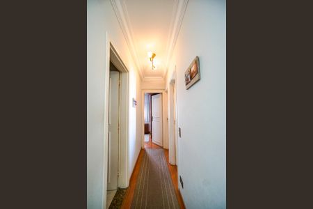 Apartamento à venda com 101m², 4 quartos e 2 vagas Apartamento à venda com 101m², 4 quartos e 2 vagasCorredor dos quartos