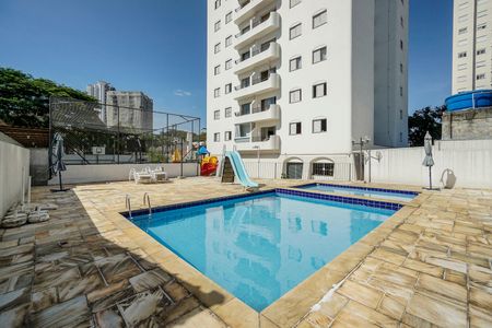 Apartamento à venda com 101m², 4 quartos e 2 vagas Apartamento à venda com 101m², 4 quartos e 2 vagasPiscina adulto