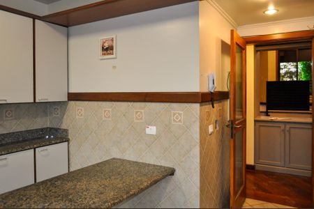 Casa de condomínio à venda com 365m², 3 quartos e 4 vagasCozinha