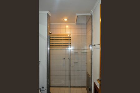 Casa de condomínio à venda com 365m², 3 quartos e 4 vagasBanheiro