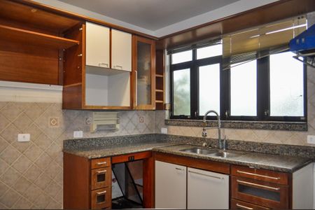 Casa de condomínio à venda com 365m², 3 quartos e 4 vagasCozinha