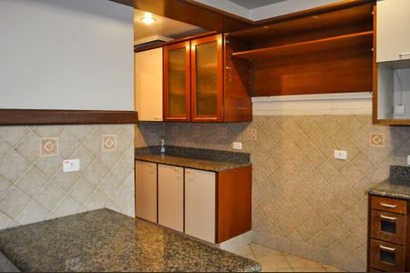 Casa de condomínio à venda com 365m², 3 quartos e 4 vagasCozinha